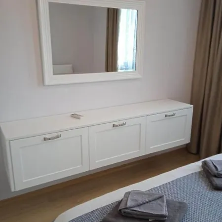 Константин Apartment Balchik